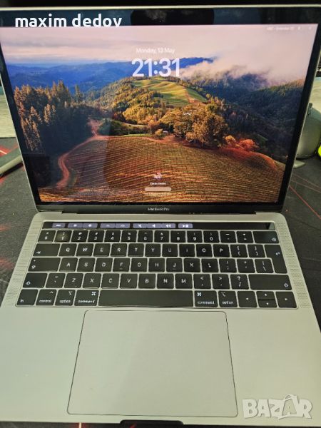MacBook Pro, снимка 1