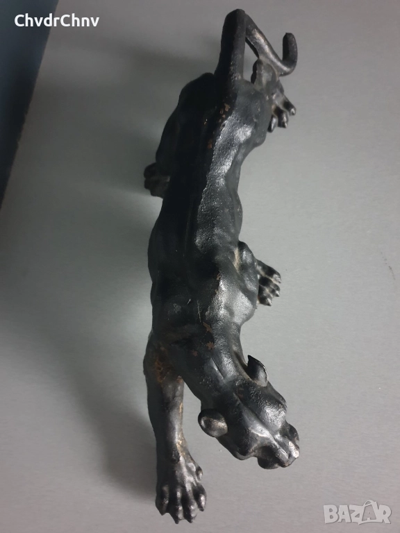 чугунена статуетка 40см-5кг/стара метална желязна фигура на дебнеща мъжка пума-пантера, снимка 1