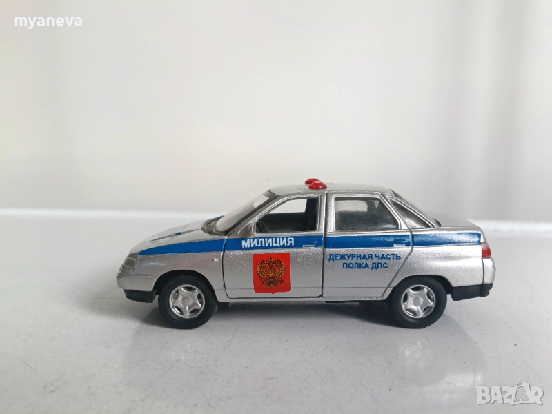 “Lada 110" , умален , метален модел на легендарния автомобил. , снимка 1