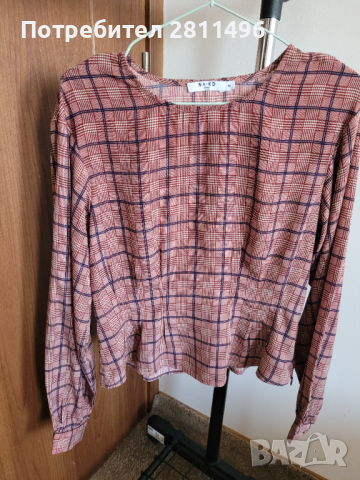 Ефектна дамска блуза, снимка 1 - Блузи с дълъг ръкав и пуловери - 44954242