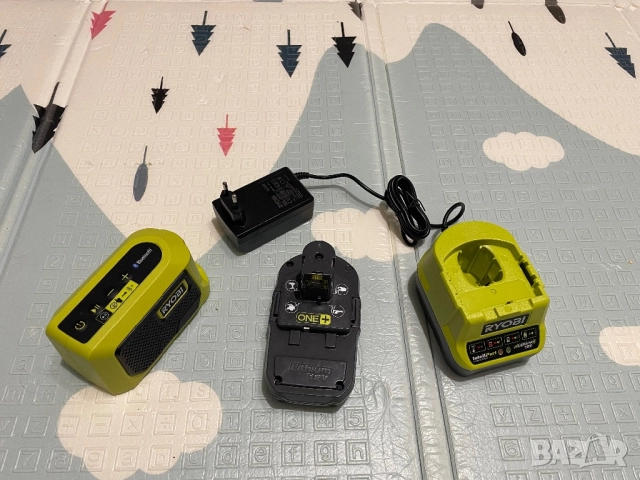 Bluetooth колонка Ryobi RBTM18-0 със зарядно и батерия 1.3Ah, снимка 3 - Други инструменти - 52950054