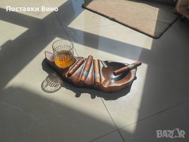 Пепелник за пури с място за чаша