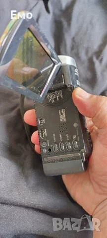 Камкордер JVC Everio GZ-E15BE, снимка 3 - Камери - 51155117