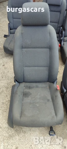 Салон Vw Touran 7 места - 100лв, снимка 3 - Части - 51274553