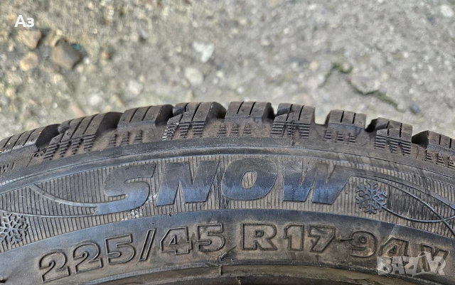 BMW 17" style 44 с зимни гуми RIKEN 225/45/17 , снимка 5 - Гуми и джанти - 53856159