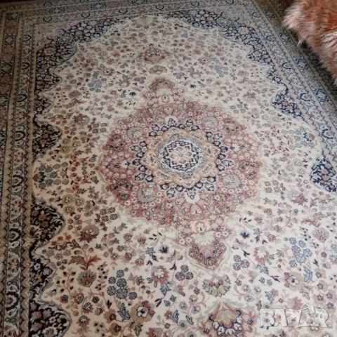 Тъкан персийски килим, снимка 6 - Килими - 46009124