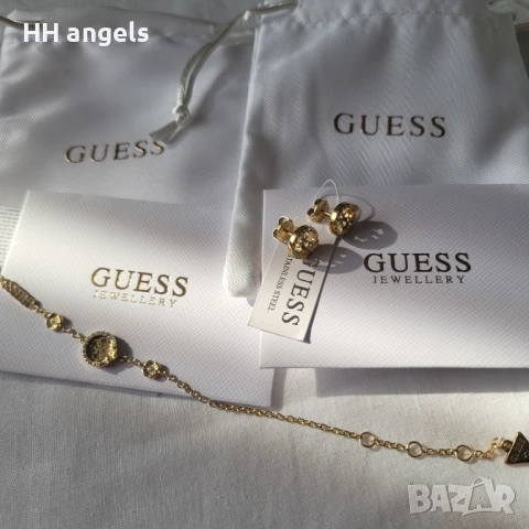 ПРОДАДЕН!!!Guess оригинален сет в златисто, снимка 1