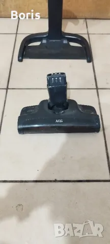 Вертикална прахосмукачка Aeg QX9-1-Anim с проблем, снимка 5 - Прахосмукачки - 49830974