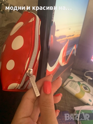 Козметични несесери на Lancôme Paris и Christian Lacroix, Shiseido, снимка 17 - Други - 52489946