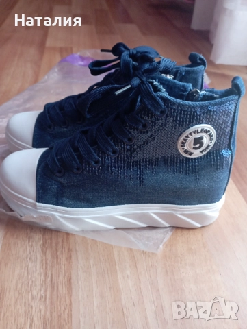 Високи маратонки , снимка 5 - Детски маратонки - 52463849