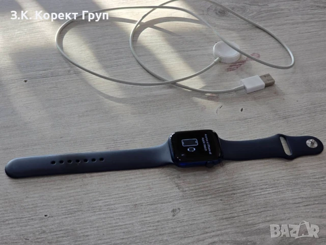 Apple Watch Series 6 GPS 44mm, снимка 2 - Смарт гривни - 51084010