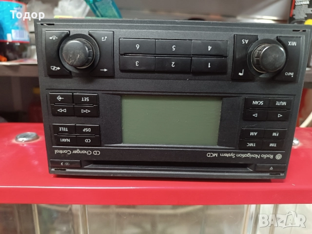 радио за Фолксваген Пасат 
