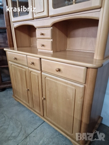 Масивна Витрина -внос от Германия! , снимка 3 - Секции и витрини - 53521916