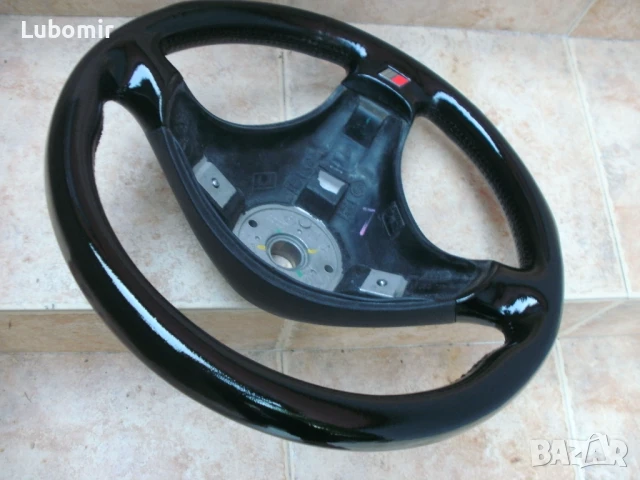 Волан трилъчев - Ауди А4, А6, А3, ТТ - оригинален S-Line !, снимка 5 - Аксесоари и консумативи - 50954769