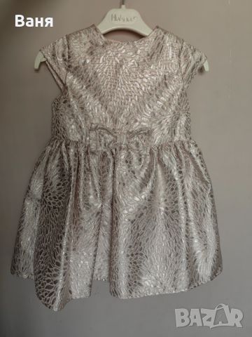 Детска рокля размер 98, снимка 2 - Детски рокли и поли - 45682594