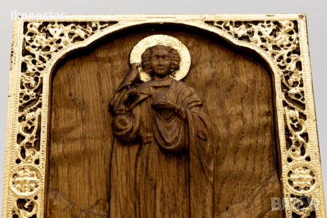 Позлатена релефна икона на Свети Мъченик Трифон от масивен дъб, снимка 5 - Икони - 53224222