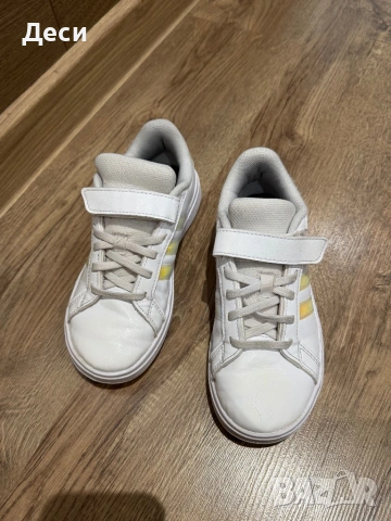 Продавам детски маратонки ADIDAS, снимка 2 - Детски маратонки - 54169386