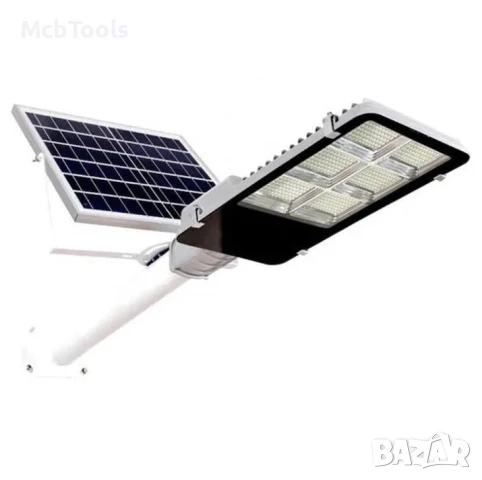 Улична соларна лампа с стойка 400W, Соларен панел 28W,30 000mAh, 6500K, снимка 2 - Соларни лампи - 50789543
