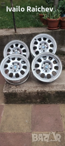 продавам алуминиеви джанти за БМВ 15 ски в много добро състояние без заварки и криво., снимка 2 - Гуми и джанти - 52224778
