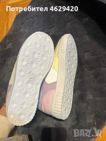 Чисто нови обувки с етикет, снимка 3 - Маратонки - 52254365