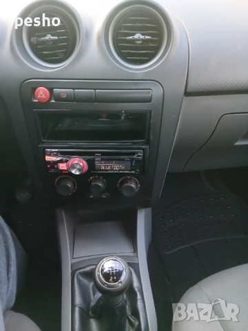 Сеат ибиса 1.2 70кс, снимка 11 - Автомобили и джипове - 53740332