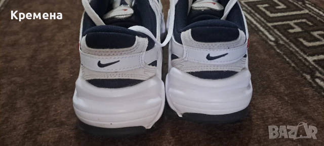 Дамски маратонки Nike , снимка 2 - Маратонки - 51120403