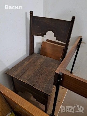 2 бр. Ретро стола запазени с релеф, снимка 4 - Столове - 53660138