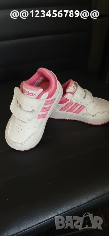 Бебешки маратонки Adidas за момиченце, снимка 1