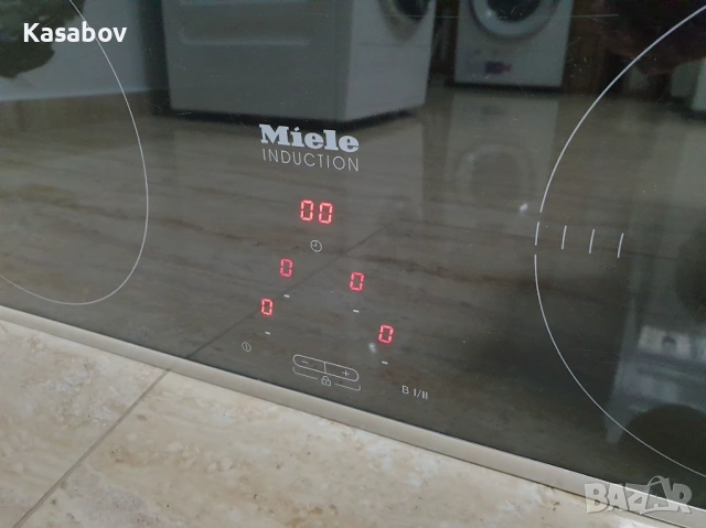 Miele Индукционен Плот Котлони 4 зони за Вграждане Миеле, снимка 5 - Котлони - 53634366