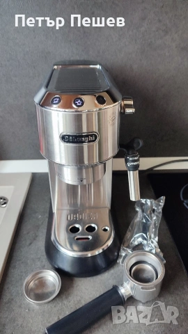 Кафемашина Delonghi Ec685 Dedica перфектно еспресо кафе E.S.E. pods, снимка 3 - Кафемашини - 53464086