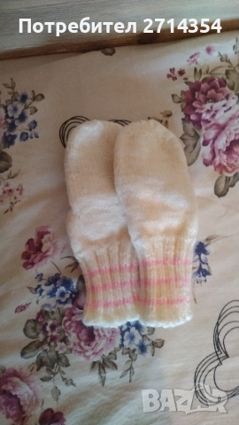 Ръчно плетени чорапи и терлици , снимка 3 - Чорапи - 51985201