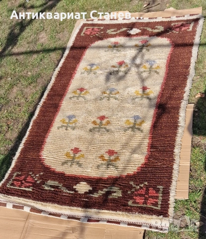 Вълнен китеник с топъл ретро чар 