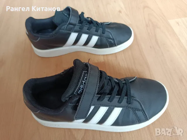 Адидас Adidas маратонки , снимка 1 - Детски маратонки - 49598163