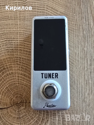 Продавам тунер за китара Rowin
