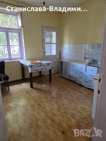 Етаж от къща с паркомясто в центъра на Хасково , снимка 6 - Етаж от къща - 51587061