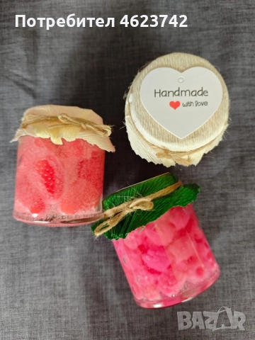 Свещ:Ароматно сладко*ягоди*малинки, снимка 2 - Декорация за дома - 52122263