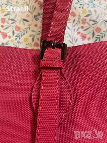Червена чанта за рамо United colors of Benetton, снимка 7 - Чанти - 51319594