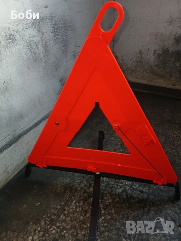 Оргинален триъгълник мерцедес w203 седан 