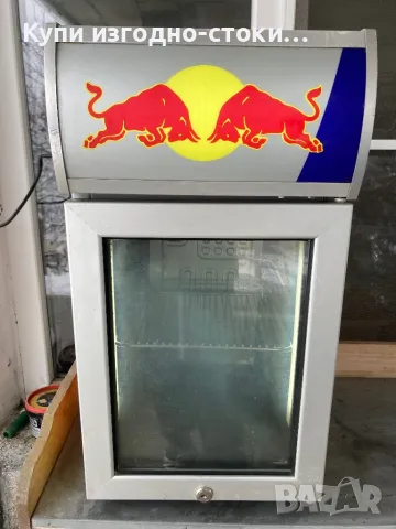 Мини хладилник RedBull , снимка 2 - Хладилници - 48673406