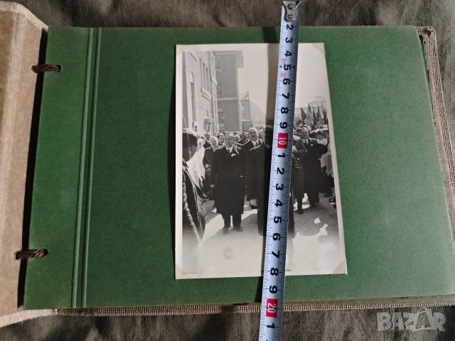 стар албум Занаятчийски събор Пловдив 5 март 1939 за Илия Кожухаров, снимка 6 - Колекции - 53839292