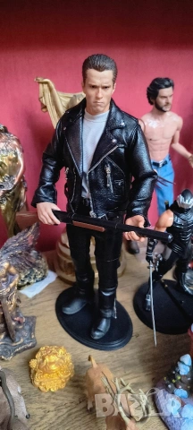 Екшън фигура на Арнолд Terminator800 1/6-30см, снимка 3 - Колекции - 53903772