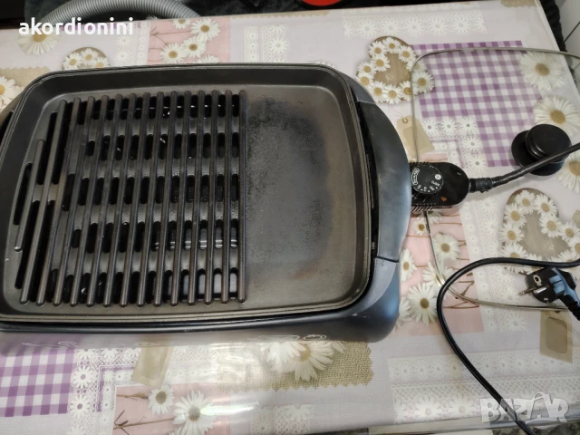 Електрически грил Rohnson R250, 2000W,, снимка 3 - Скари - 51385369