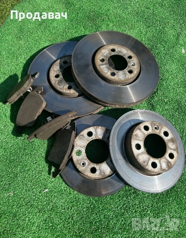 Спирачни дискове и накладки за Ауди А1, снимка 2 - Части - 53654329