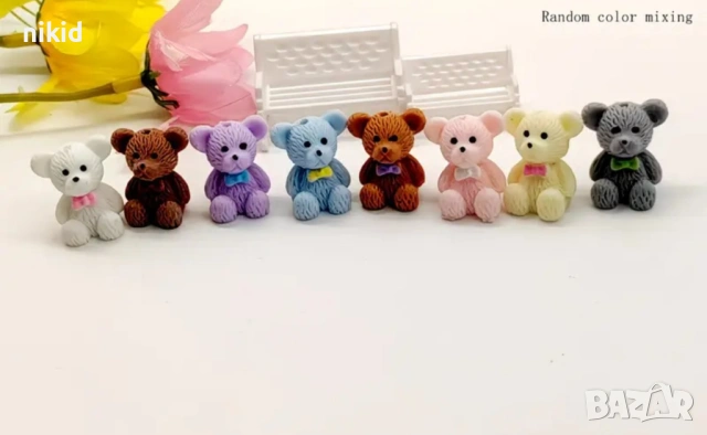 малко мече с дупка пластмасова PVC фигурка играчка украса за торта декор и игра