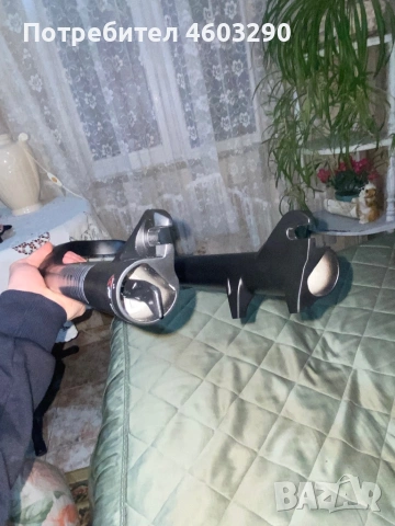 Продавам вилка RockShox Judy Silver, снимка 7 - Части за велосипеди - 53169960