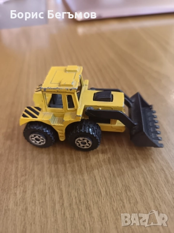 Matchbox Superfast No. 29 Tractor Shovel.