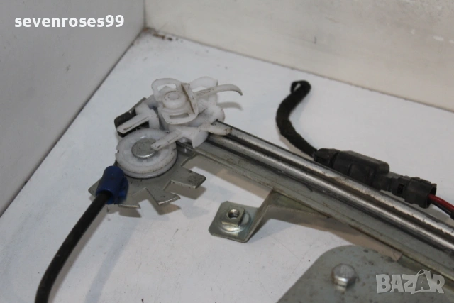 Машинка стъкло електрическа лява Фиат Пунто 2 2001 1.2i 60 Fiat Punto 2  2/3врати, снимка 6 - Части - 53504324