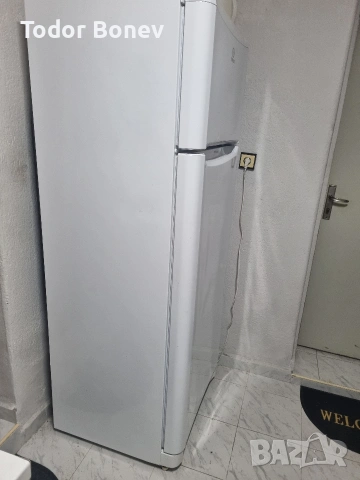 Продавам хладилник,почти като нов, снимка 2 - Хладилници - 53584942