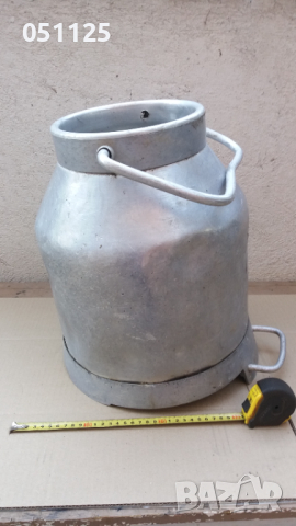 алуминиев гюм за мляко - 35 литра , снимка 1 - Антикварни и старинни предмети - 44993344