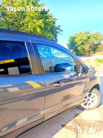Ford EcoSport SE 2.0 4x4 Automatic 38000км, снимка 11 - Автомобили и джипове - 52313824